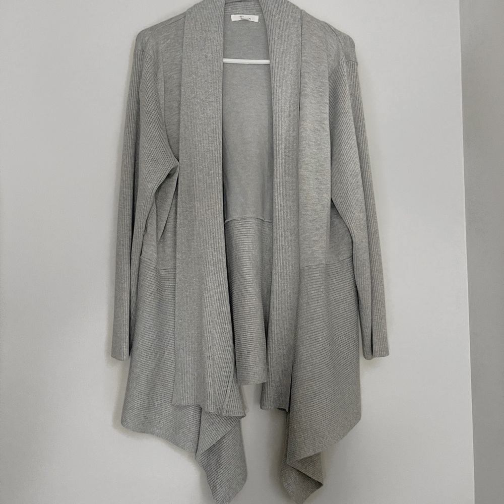 89th & Madison Grey Cardigan